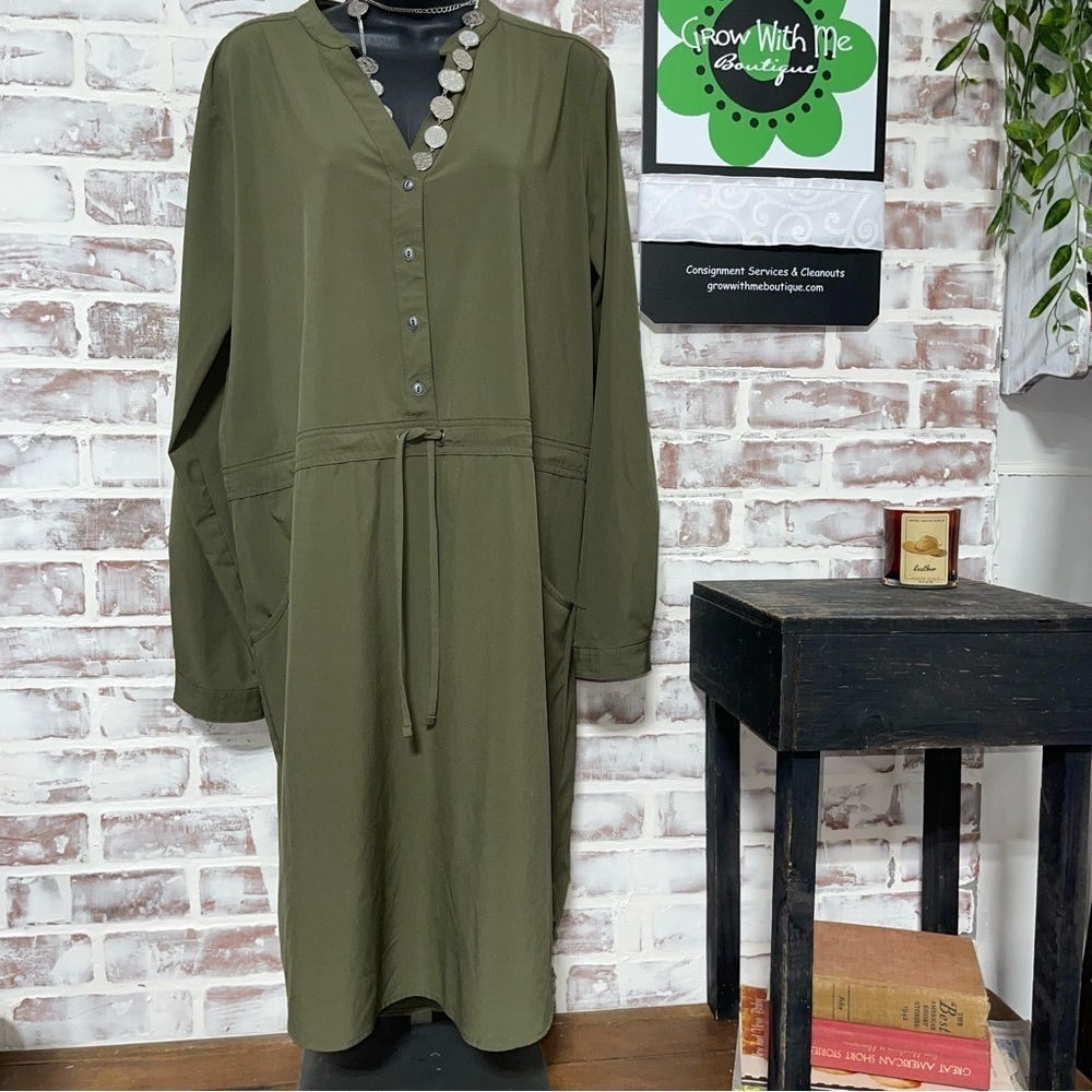 Orvis Green Long Sleeve Tie Front Dress
